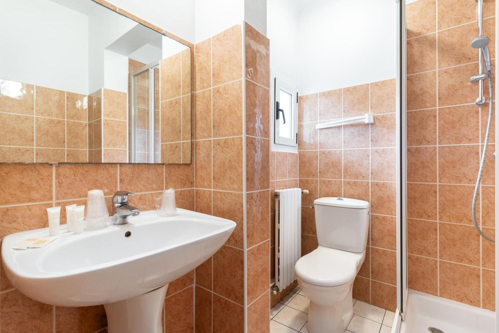 Le 106 Hotel La Baule-Escoublac ภายนอก รูปภาพ
